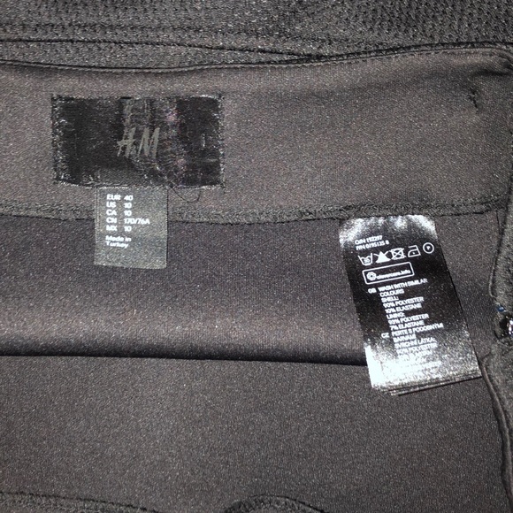 H&M Ruffle Skirt - Picture 5 of 6